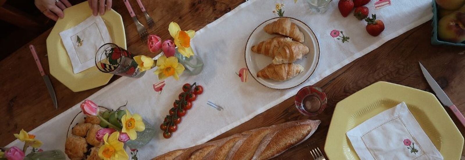 Cotton x abbode heirloom collection table runner image