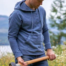 Men's Pullover Hoodie in Vintage Indigo