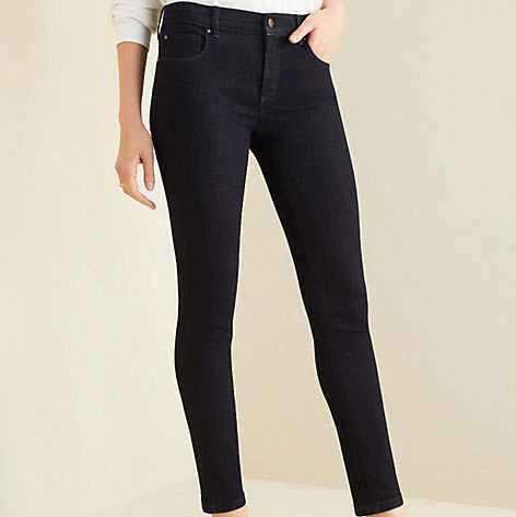 Curvy Sculpting Pockets Skinny Jeans In Classic Rinse Wash
