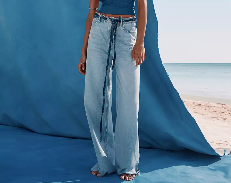 rivete fresh cut high rise relaxed wide leg cotton denim jeans in wave wash NEW