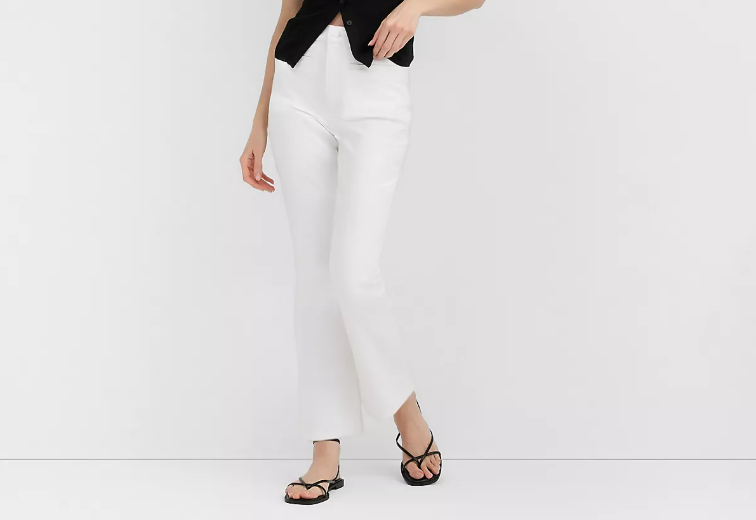 rivete welt pocket high rise kick crop cotton denim jeans in white NEW